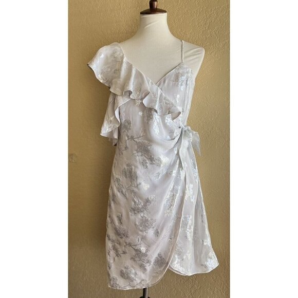 Bardot Women's Cold Shoulder Metallic-Print Wrap Dress Size M $169 - Picture 2 of 12